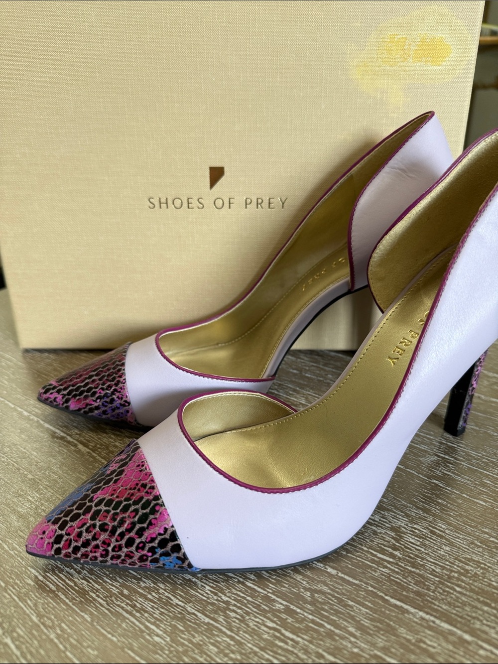Shoes of Prey Lilac Pumps with Pink Snake-Print Pointed Toe